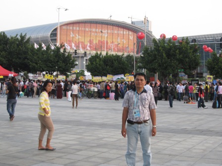 Nhật Phương tại Guangzhou Trung Quốc !