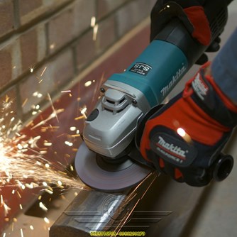 Máy Mài Góc Makita 9558HN 840W